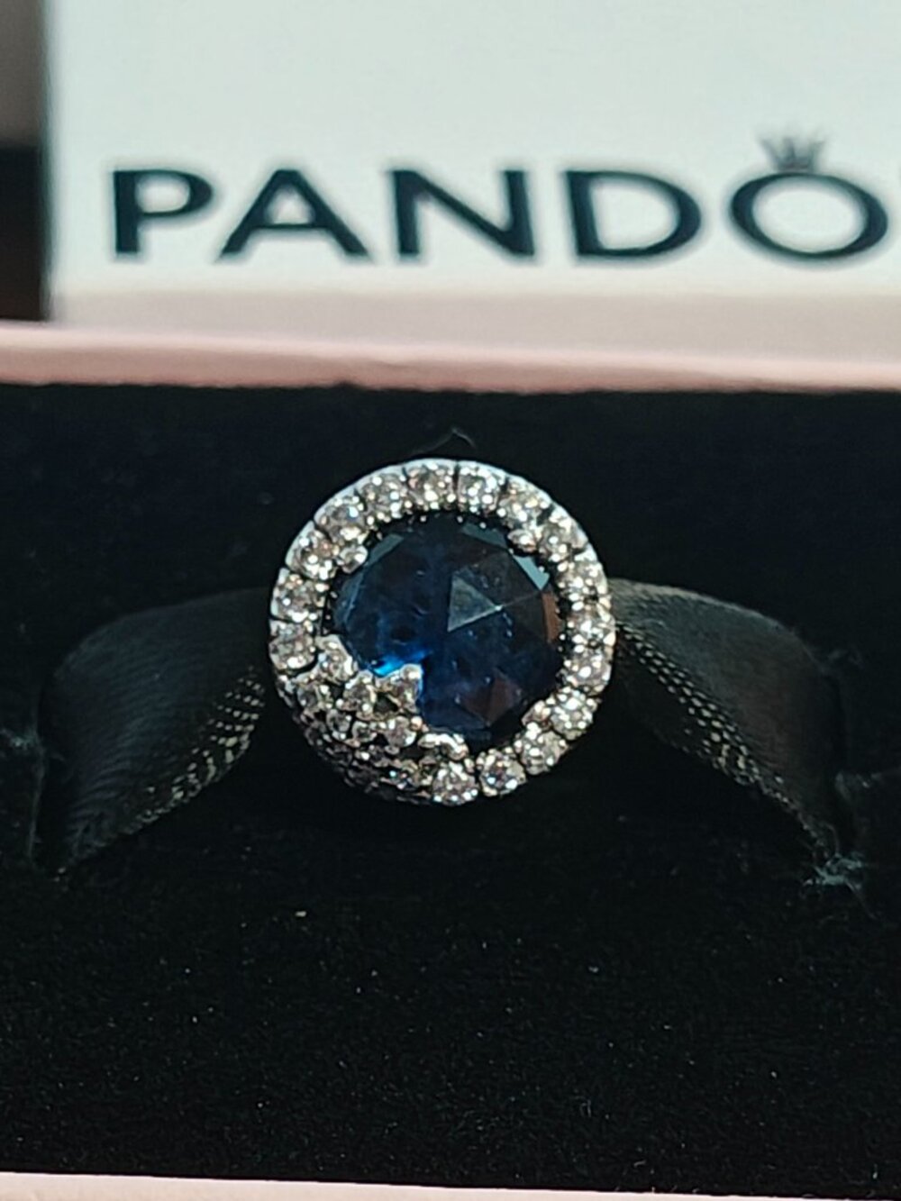 Authentic Pandora Retired Dazzling Snowflake Charm 796358NTB Sterling Silver Blu